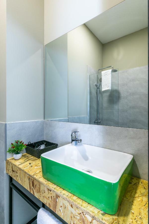 טביליסי Boutique Hotel Mojo מראה חיצוני תמונה